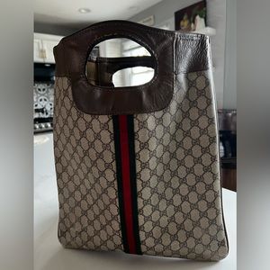 Gucci custom handbag❤️ purchase this handbag at a artisan market,in Savannah 🫶